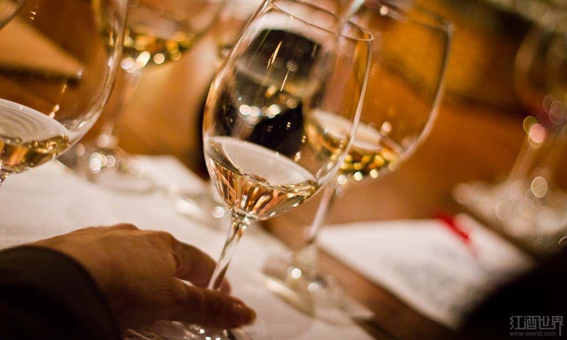 白葡萄酒,是白天鹅不是丑小鸭! 白葡萄酒,是白天鹅不是丑小鸭!